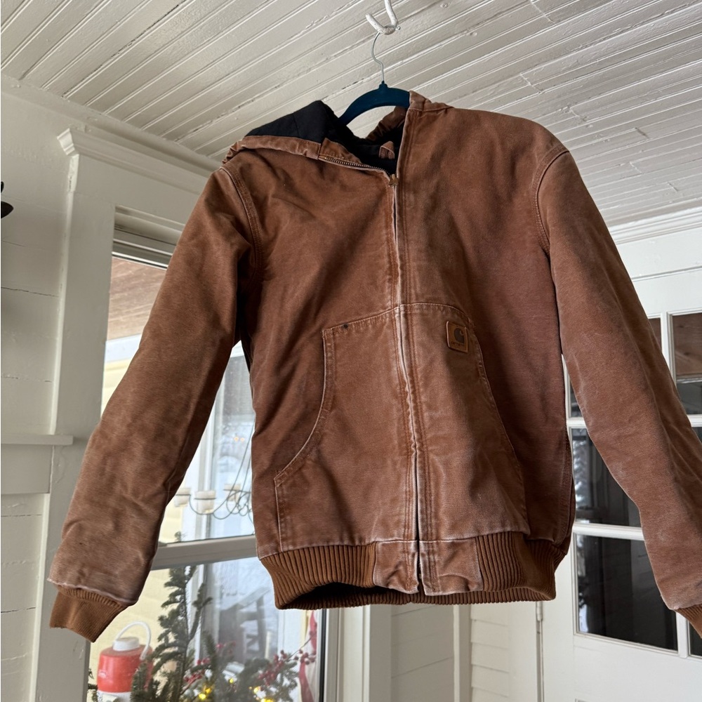 Well loved Carhartt Youth Coat 
Size youth XL